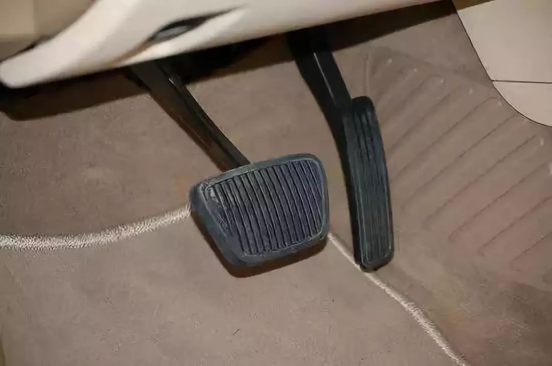 摩托車剎車圈，輪轂剎車圈，鼓式制動器，Drum brake，摩托車制動鐵套